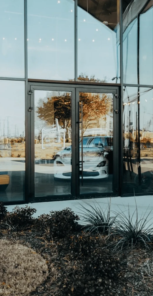 Amber aluminum door